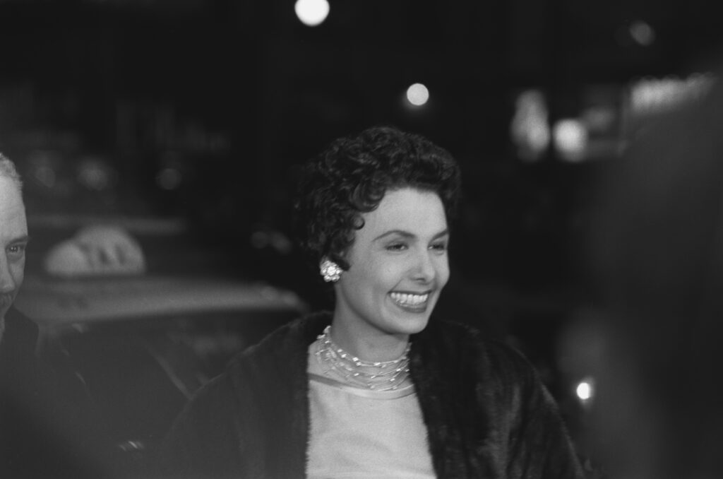A Peek Inside Lena Horne’s Legendary $1.2 Million Home in Queens, New York