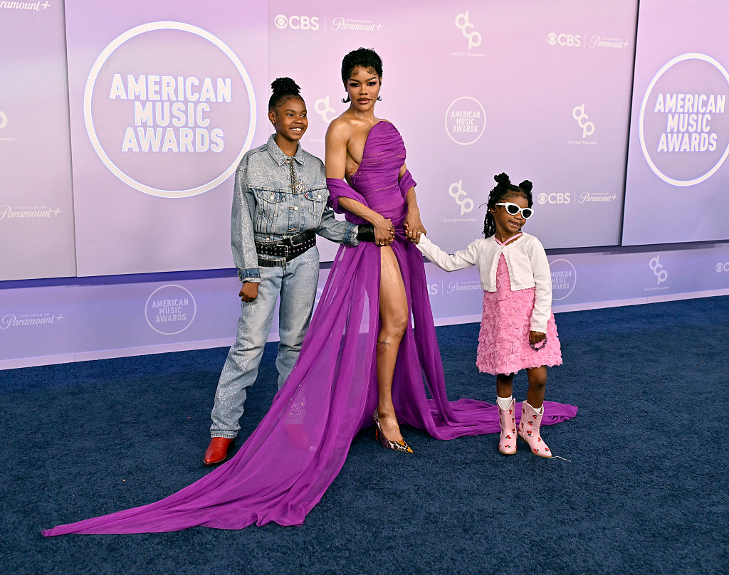 Best Black Fashion From The American Music Awards Red Carpet