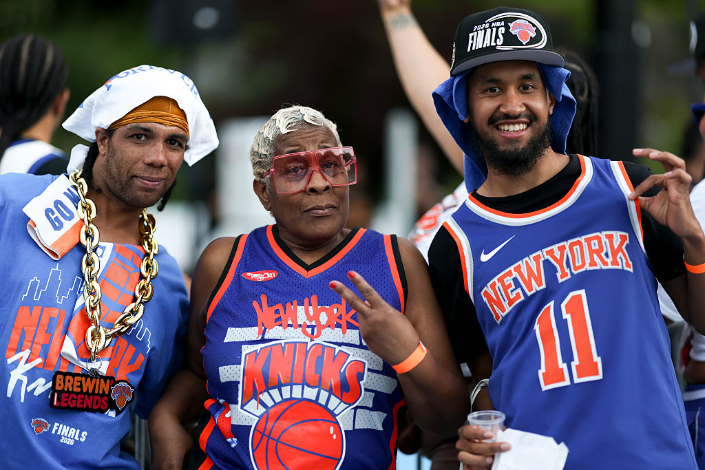 Our Favorite Outfits From Black New York Knicks Fans