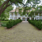 How 8 Plantation Tours Handle the Truth of Slavery