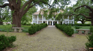 How 8 Plantation Tours Handle the Truth of Slavery